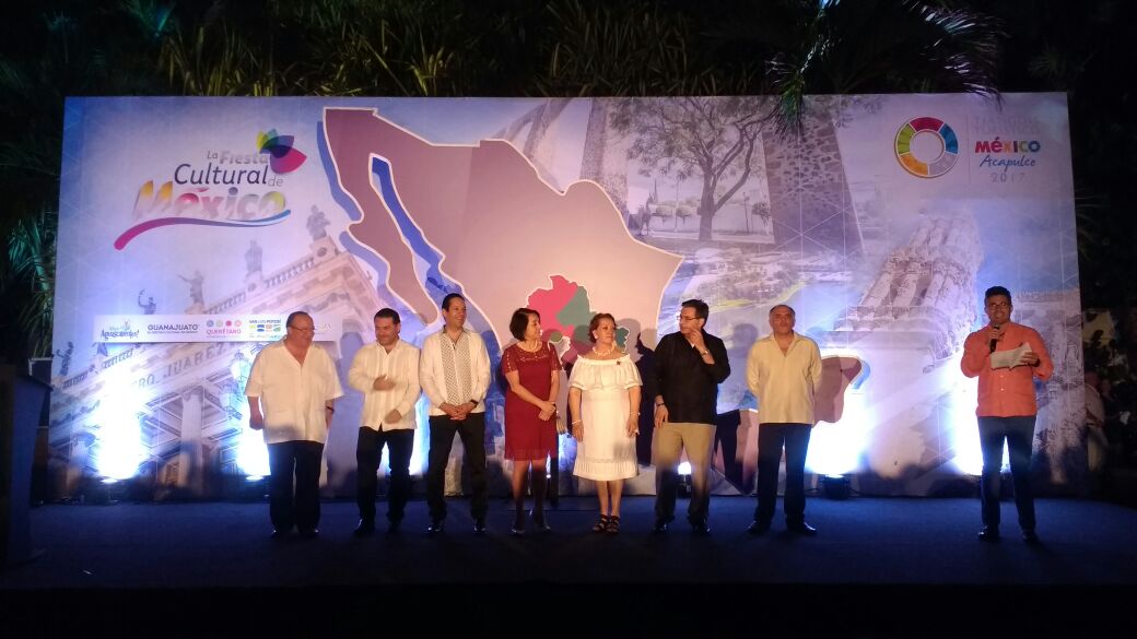 guanajuato's tweet photo. ¡Inicia la #FiestaCulturalDeMéxico! 
#Guanajuato muestra al mundo belleza, gastronomía y tradicion, en el #TianguisTurístico @ferolivera09 https://t.co/KhnEaxnTv4