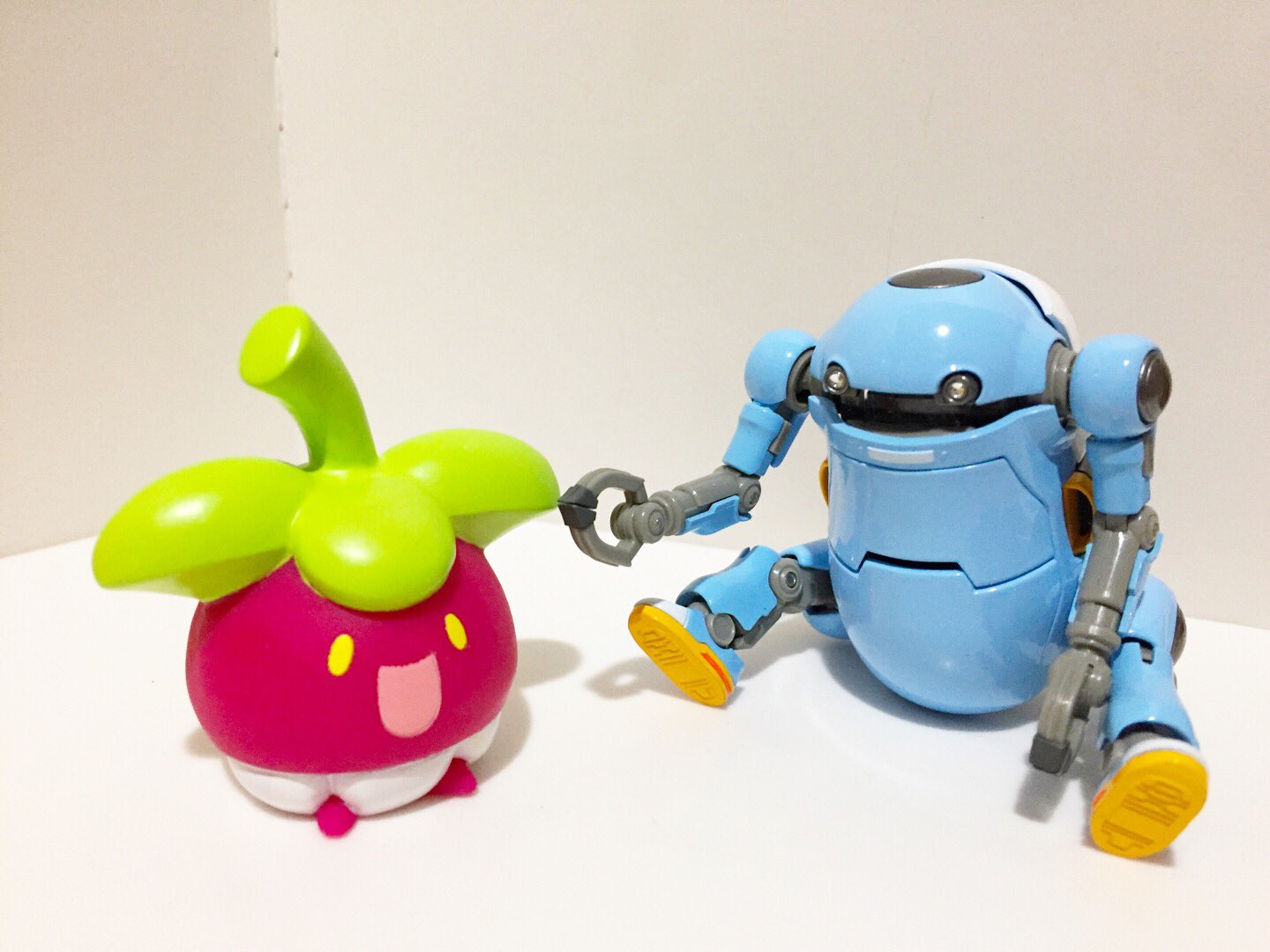 若鶏せせり Auf Twitter ポケモンキッズの アマカジかわいい ミミッキュかアマカジで 悩んだけど 間違いではなかった アマカジとてもかわいい ウィーゴと一緒にしたら なお可愛いw ダブルかわいい こいつらかわいいw ウィーゴ メカトロ