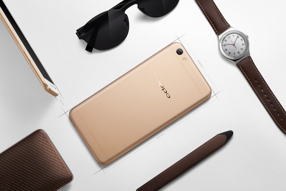 oppo's tweet image. #OPPOF3Plus with it's #DualSelfieCamera! Take wide-angle photos easily! For more information: oppo.com/en/smartphone-… #SelfieExpert