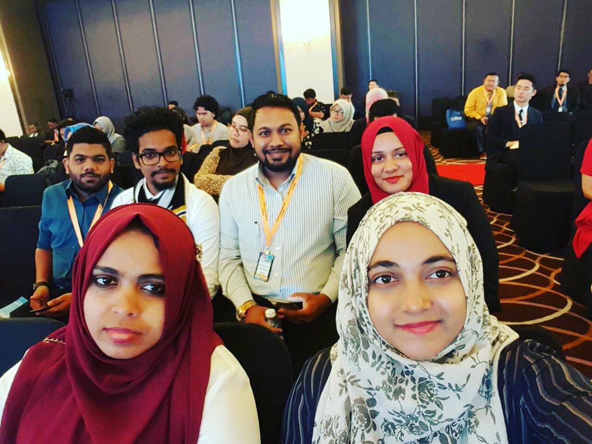 ahmedshamoon777's tweet photo. Today's 2nd Session 
Asia Urban Youth Assembly 2017 - Melaka 🇲🇾 #RAFY #YouthLeaders #MaldivesDelegation #AUYA2017
27 I March | 2017 https://t.co/eOydAzfLvn