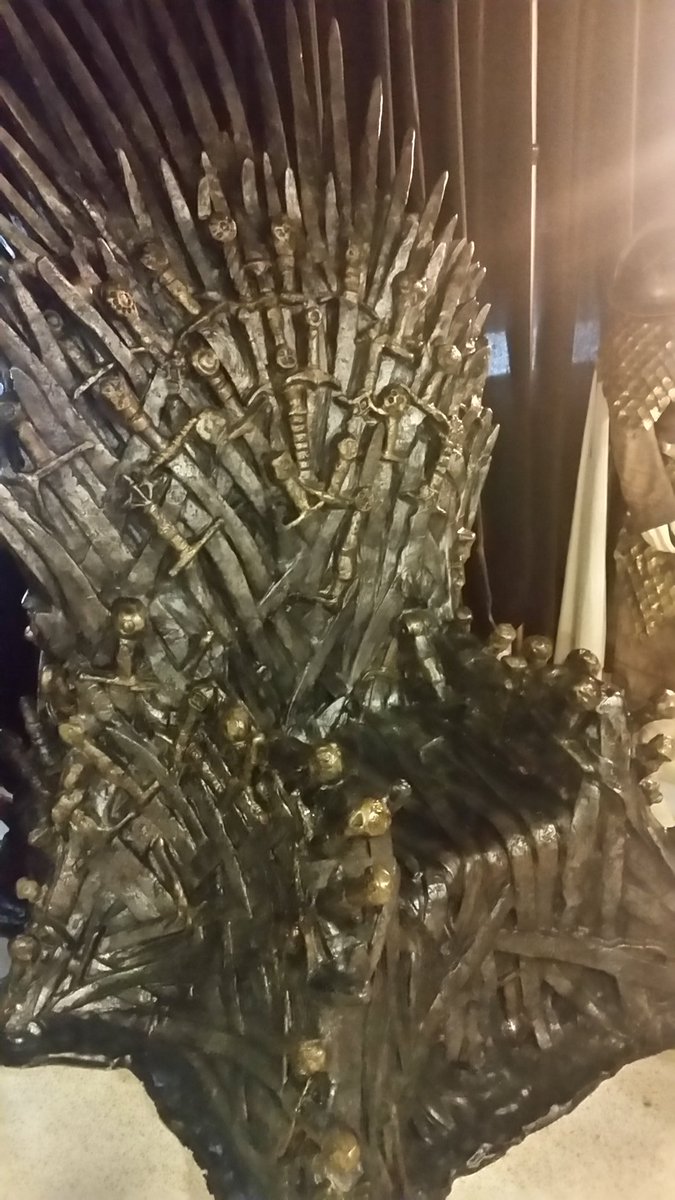 AguilarX's tweet image. Up close with the Iron Throne. #gameofthronesliveconcertexperience