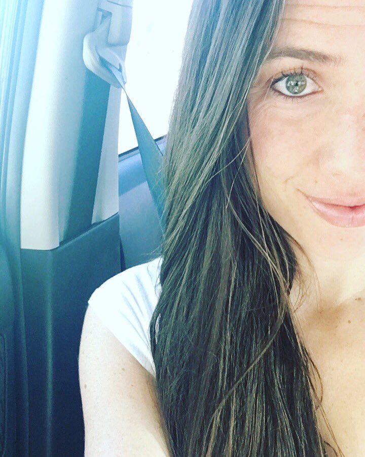 SuckLessWorld's tweet image. Hair looking fabulous with my homemade 0.25¢ shampoo! #zerowaste