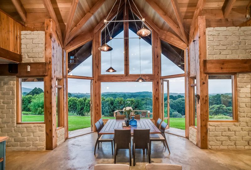 squiizproperty's tweet photo. Glorious views across the Warburton Ranges and privately poised in the heart of over 60 acres... https://t.co/DxKYYIRTIr https://t.co/IZXgzF5Ywy
