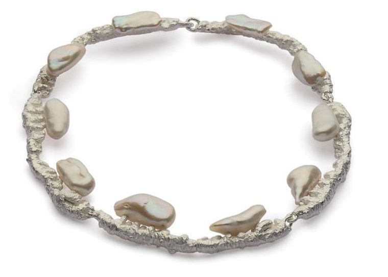 Hedendaagse sieraden tweet media