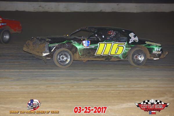 A_E_Racing's tweet photo. First race of the season ended with a top 5! Hard charge from 12th at the start. #racing #racecar #dirttrack #imca #top5 https://t.co/o7vTsE3XBD