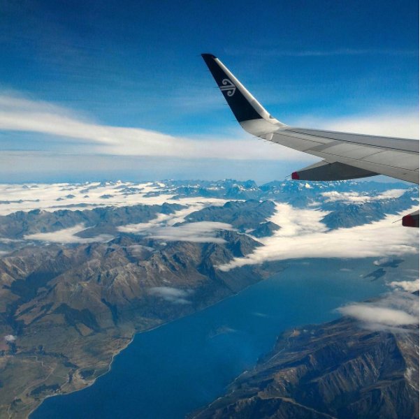 FlyAirNZ's tweet photo. Could you ever get tired of that view? 😍 📷: Renilda #AirNZShareme #UpInTheAir #TravelLog https://t.co/rwnUEDdKWj