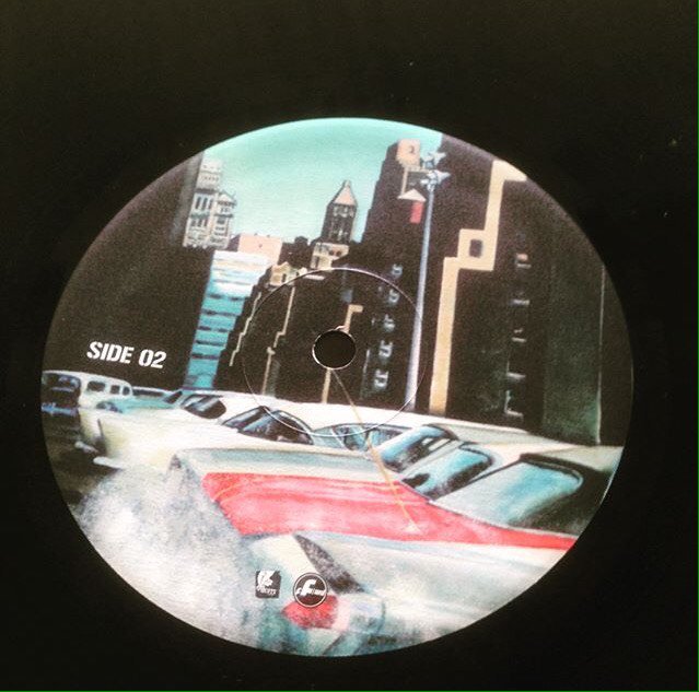 Masih bisa kalian pesan!! Jangan sampai kehabisan armys ;)
#VisibleIdeaofPerfection #Vinyl #TheSigit