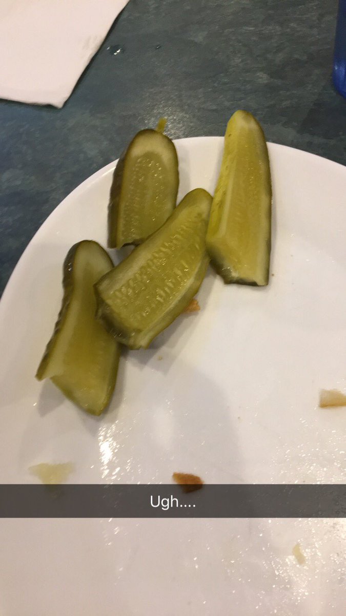 kitkat112789's tweet photo. I can't deal with pickles. #INeedNewFriends #MBPsilly https://t.co/LTs2ZLRHsx