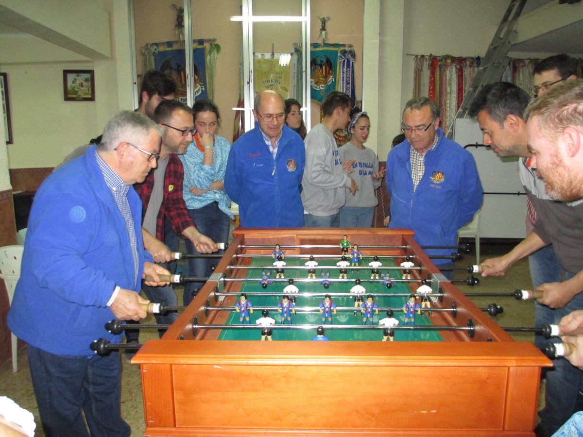 FallaSeneca's tweet image. #ambientazo en el #campeonato de #futbolin de la #semanafallera Para este ejercicio, uno #interfallas @JCF_Valencia te apuntas?