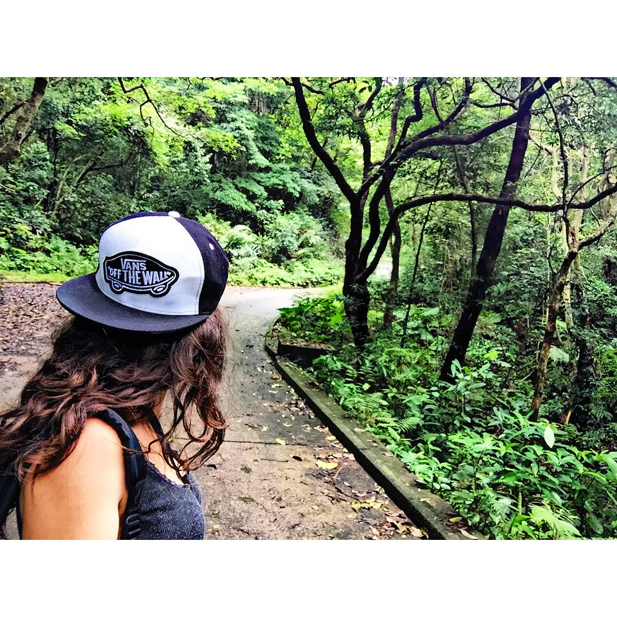 DesySosio's tweet photo. "#Adventure is in the #soul." #HongKong #China2016 https://t.co/NPTu7FDYdF