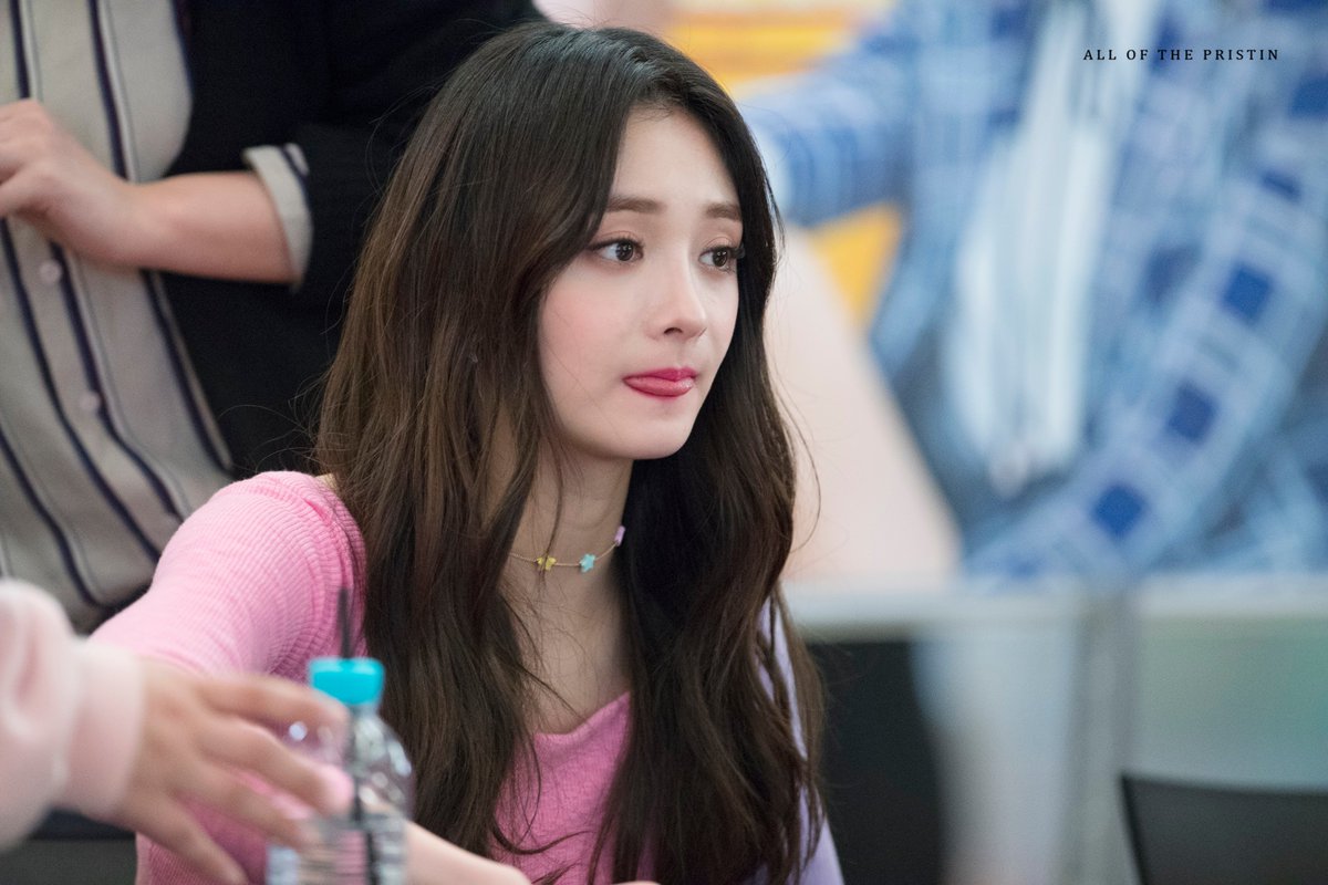 Brighteyes0321's tweet photo. 170325 프리스틴 여의도 공개팬싸인회
#주결경 #jieqiong #프리스틴 #Pristin https://t.co/ge9V3V8xuC