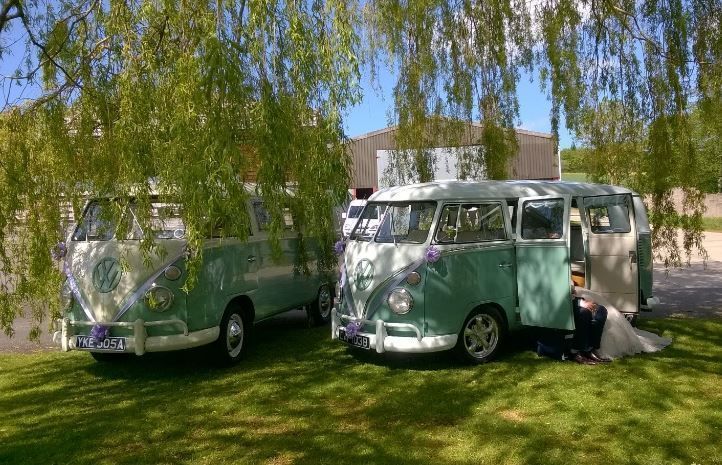 Think hippie chic when it comes to wedding transportation! <a href="/PearTreeWedding/">The Pear Tree</a> bit.ly/25yvi5t
