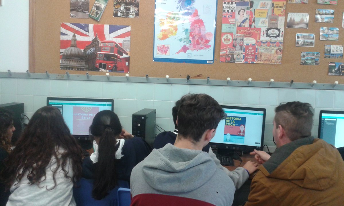 Lourdes_C_M's tweet photo. Competencia Digital en #Filosofia. Aprendemos a crear, organizar, resumir y filtrar haciendo infografías de Historia de la Ética con @canva https://t.co/TB6cukog3D