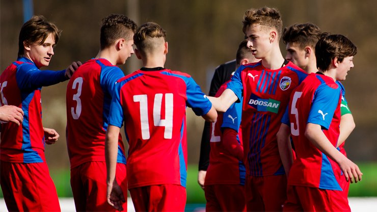 fcviktorkaplzen's tweet photo. Šestnáctka rozdrtila @SK_Dynamo_CB 6:0, sedmnáctka vede ligu. Ženy vyhrály podruhé v řadě.

VÝSLEDKOVÝ SERVIS ➡️ https://t.co/3ihZZKyVZk https://t.co/FDpWQXpmmv
