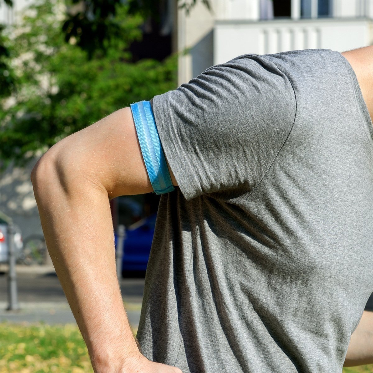 _kwmobile's tweet photo. Die neue Woche hat begonnen und wir rennen dem Montagsblues davon https://t.co/nEpW7Pef2p #kwmobile 
#led #motivation #sport #fitness https://t.co/heo3BGbslB
