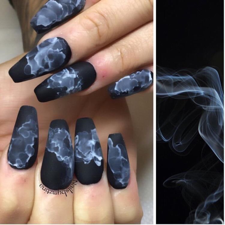 elementsmag1's tweet photo. These smoke effect nails look incredible! #smokenails #nails #beauty #elements #magazine https://t.co/lMdP3YiLP3