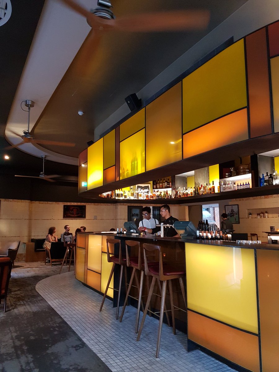 nate_o's tweet photo. A modern squeeze on a classic Sydney art deco staple #oldclarehotel #classicsydney #coldbeerhotday #mycity https://t.co/TSnd6Te5gR