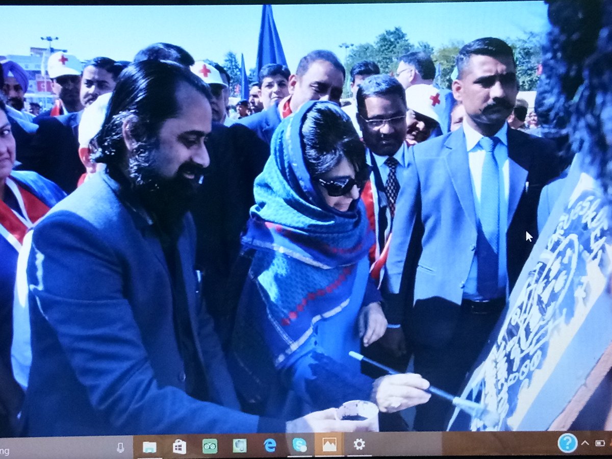 jakfas's tweet photo. Just going on twitter https://t.co/qmWmI8yCz8