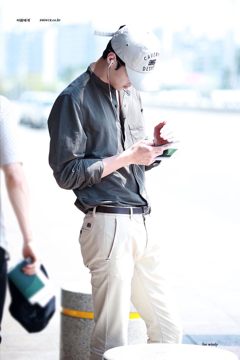 sehunspics's tweet photo. https://t.co/CLHuDr0ngD