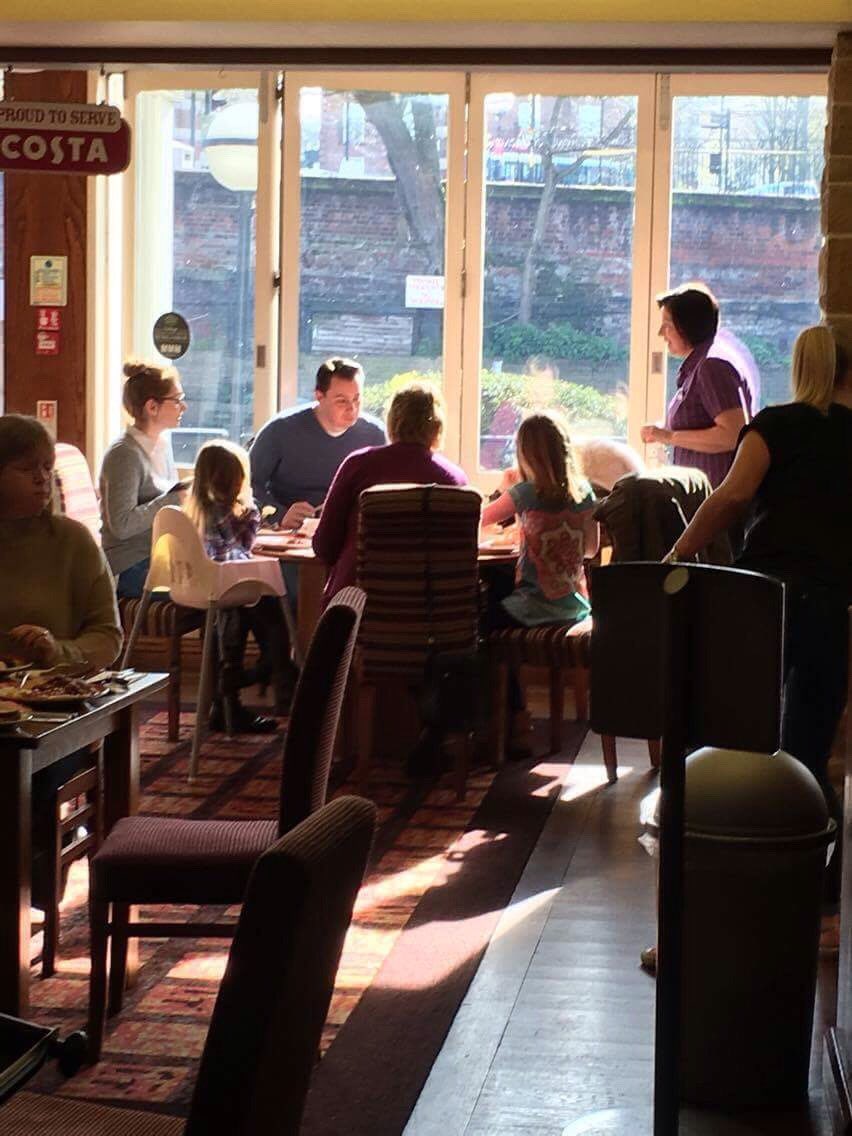 Tessa helping <a href="/theNelsonTT/">TheNelson</a> #SUGM to all the lovely mums at breakfast. Still smiling after a night shift! <a href="/GabbMark/">Mark Gabb</a> <a href="/SteveAdamsTT/">Steve Adams</a> <a href="/SDEBDD/">simon ewins</a>