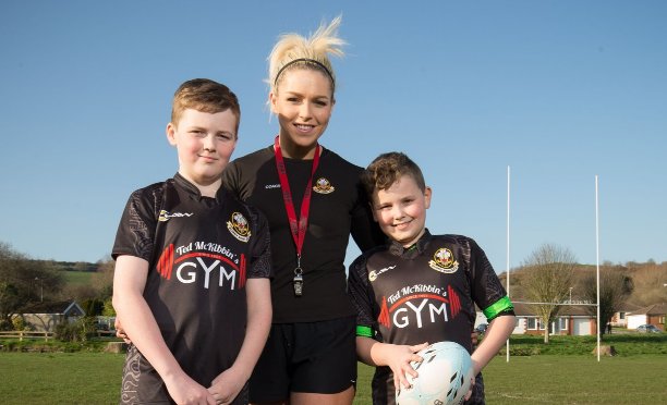 BBCSportWales's tweet photo. Watch: The 25-year-old mum of two who took up rugby refereeing after beating cancer https://t.co/6kGYTpP6MJ https://t.co/TOW0QXkvNI