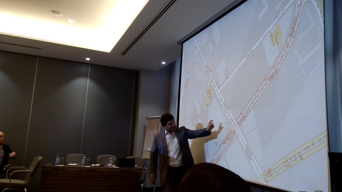 GeoPoll's tweet photo. Daniel takes participants through the use of satellite imagery to track traffic intensity on every street world wide  #GeoPollOOH https://t.co/CT0bpNsdki