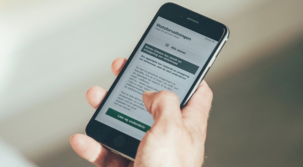 Fin pris til <a href="/In2media/">Into media</a> -projekt for Statsforvaltningen. bit.ly/2omWSPu @familieretten #OffDig #digitaliseringsprisen