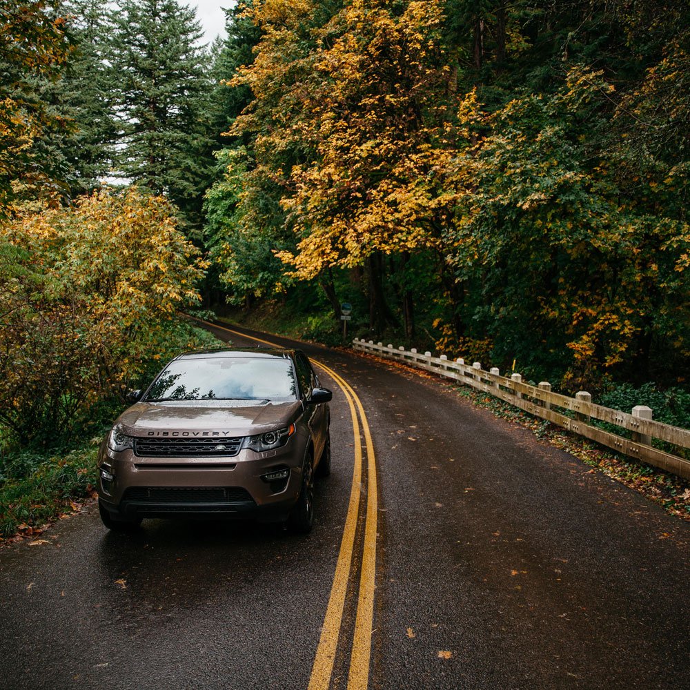 LandRoverCPT's tweet photo. Adventure. It's in our DNA. Test drive the versatile &amp; capable #DiscoverySport today: https://t.co/Y9sapjli1G #LandRoverCapeTown https://t.co/YKPnMWmr26