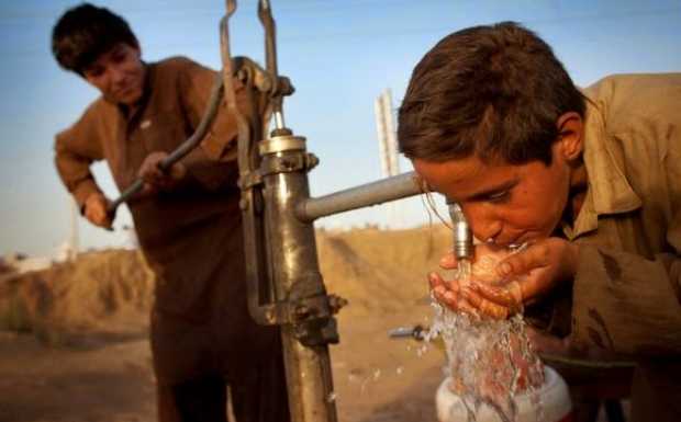 آپ گندہ پانی پی رہے ہیں! nuktanazar.sujag.org/drinking-water… via <a href="/Sujag_Tweets/">Sujag Tweets</a>