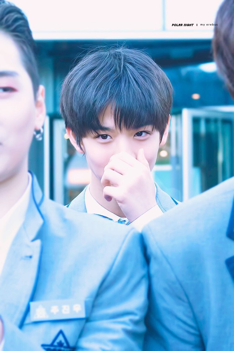 raoooo___u's tweet photo. produce101season2で私のゴリ押し
ぺ・ジニョンくんです 00年生ですので16歳ですね完全に犯罪ですありがとうございましたお納めください https://t.co/6x7AU2Fe7y