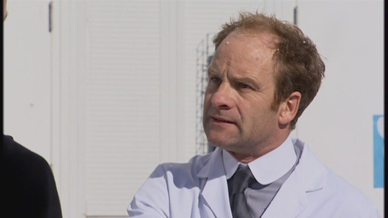 Happy Birthday to Adrian Rawlins who played Dr Ryder in Planet of the Ood. 