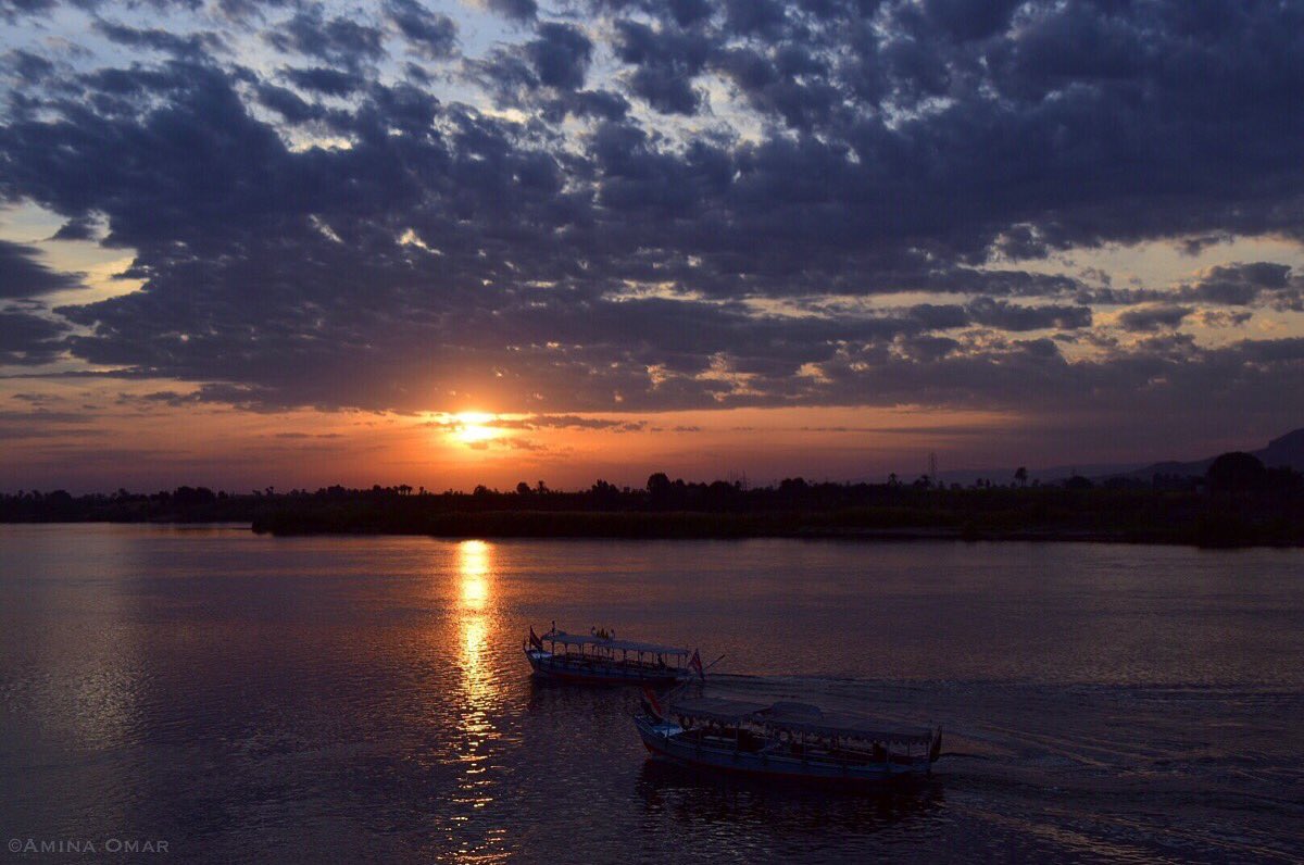_aminaomar_'s tweet photo. Sunsey definition. #egypt #aswan #luxor #landscapephotography #photography #peace https://t.co/V5bWxFLWjF