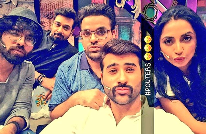 shenyfidai1's tweet photo. Best #Pouters 😙 kaun hai ? 😀😍
@faysalquraishi @mFaizansk #Aadi #Yasirhussain &amp; #Zaratareen 💕 https://t.co/ngjiyN6p79