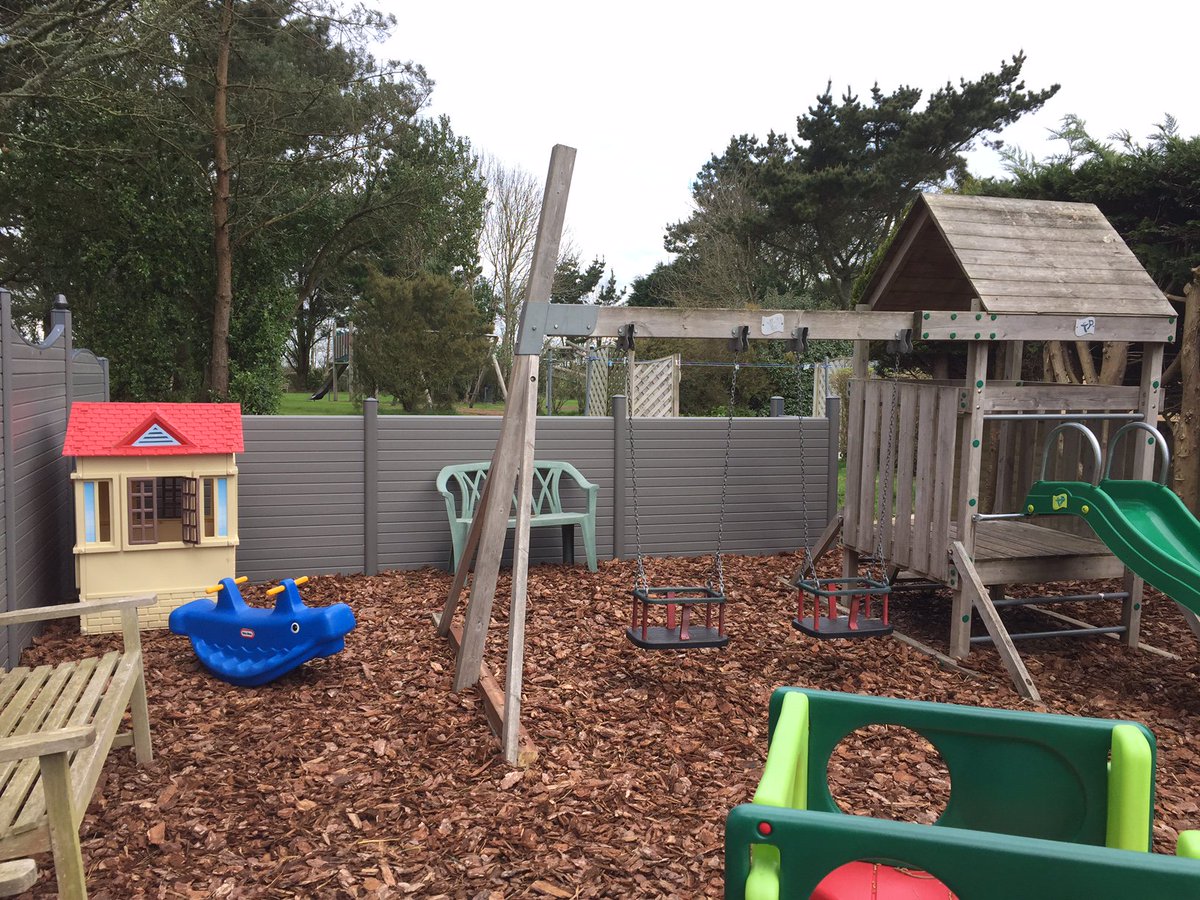 AndyFenney's tweet photo. Eco Fencing used around a play area at Silver Sands holiday park. https://t.co/D9ikXVjRCv for full range. https://t.co/19Y7qEvDPc