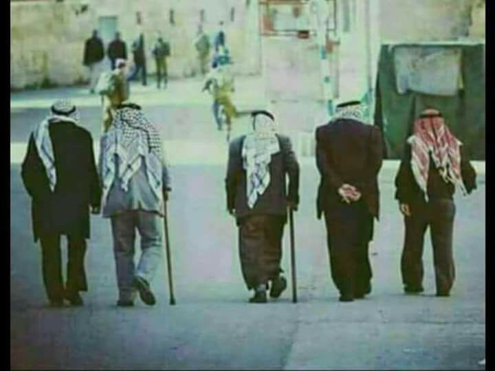 RHuossan's tweet photo. ويا #فشلتي بيوم ردولي #الشيوخ 

گالو #امها اتگول ماننطي #الفقير 💔
#اوووووف https://t.co/zQ1U4kT4h0
