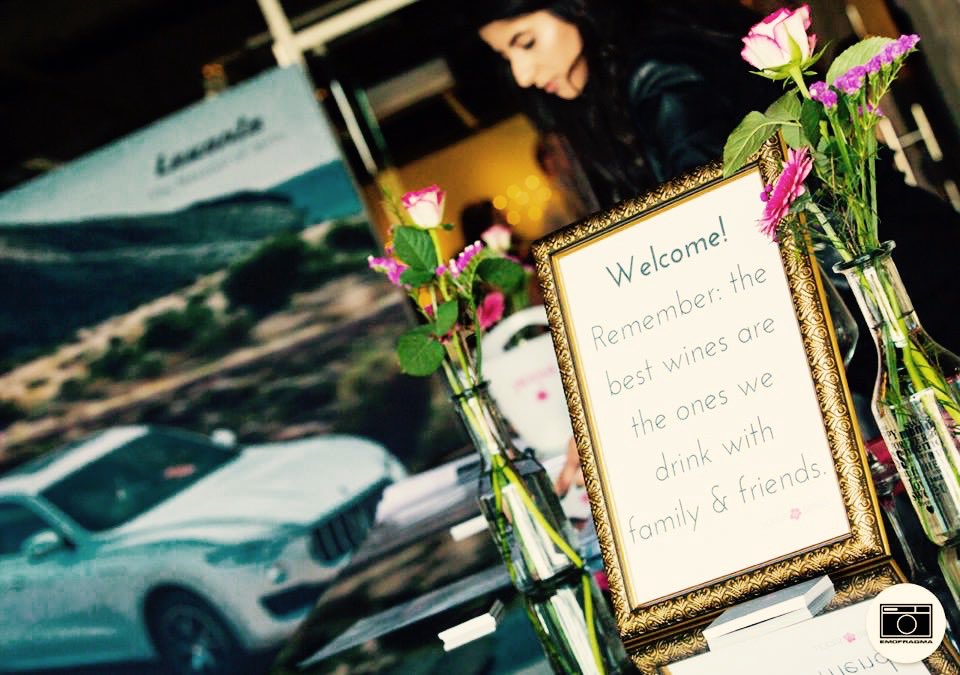 LiciousDrinks's tweet photo. Remember: the best wines are the ones we drink with family & friends. #liciousdrinks #liciousdrinkstasting #emofragma #maserati #wine https://t.co/U2KbIXZxsp