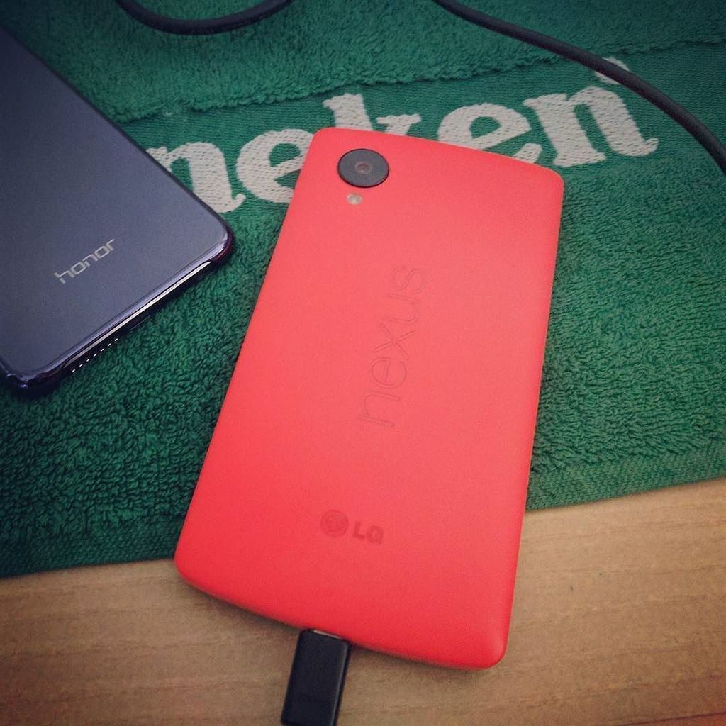 EsperienzaMobil's tweet photo. Altro che #iPhone #RED ๐๐
.
#Apple #iphonerededition #iphone7 #nexus #google #nexus5 #andrโฆ https://t.co/64pBsfXPr5 https://t.co/J5UhWIgXBJ