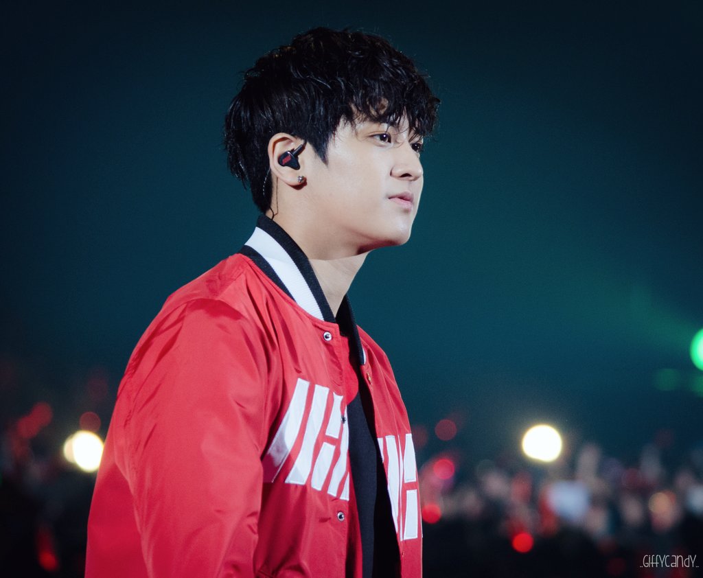 GiffyCandy's tweet photo. 170320 คนนี้นี่คือเหนือของเหนือเมนที่แท้จริง 😭😍💗🙆 #maknaeontop #biasontop #Chanwoo #찬우 #아이콘 #iKON_ENCOREinYOKOHAMAday2 #iKON https://t.co/4nvA7Yz8AS