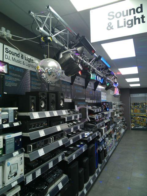 Maplin_Castle's tweet photo. Check out our great selection of disco and music equipment at Maplin Nottingham Castle
#askmaplin https://t.co/BjCoOM2eUb