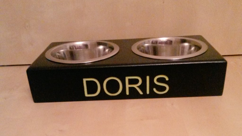 kcwoodcraft's tweet photo. #COMPETITION #RT&FOLLOW FOR CHANCE TO WIN A PERSONALISED PET FEEDING STATION BY https://t.co/6H7fTCToR1 10% OFF TODAY USING CODE CARD10 ❤💜💛💚 https://t.co/Uti7xBdaGe