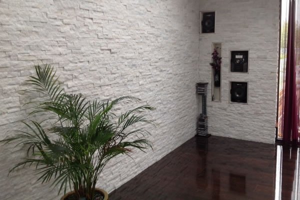 ltstonecladding's tweet photo. White Quartz Real Stone Wall Cladding #realstonecladding
see our website https://t.co/4MqnOWuKab https://t.co/tco0k1veRf
