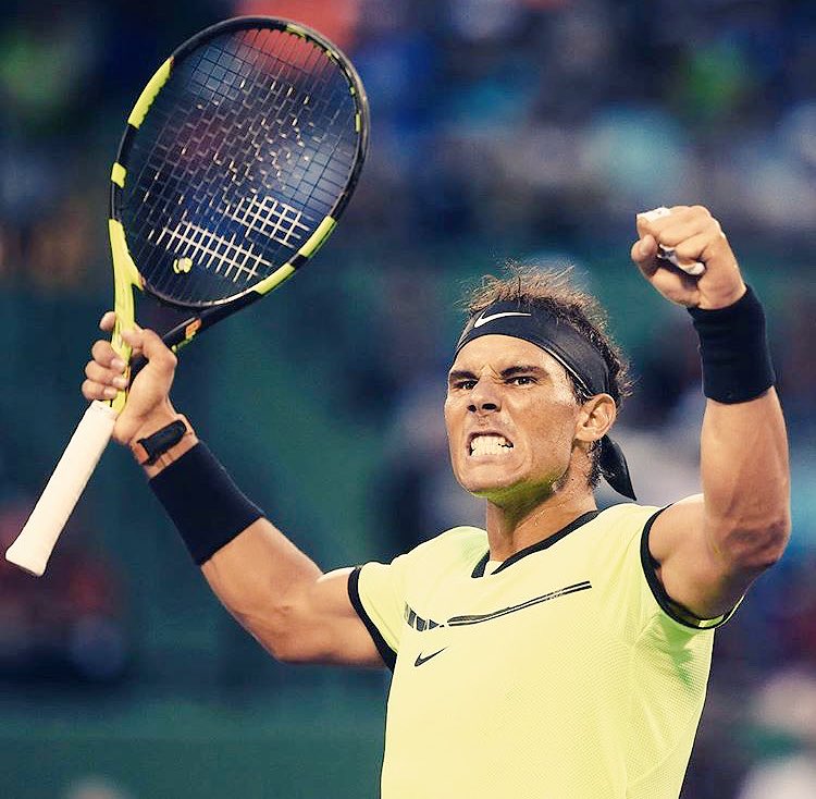 edersa10's tweet photo. 🎾1000 partidos. 1000 exhibiciones.🔝1️⃣ #BuenosDias #FelizSemana https://t.co/By3t9iDN4g
