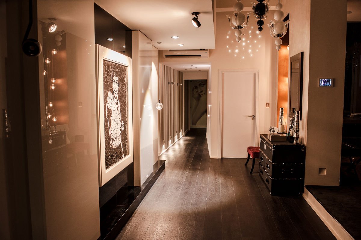 Check Out our Stunning Gallery.. Available to hire for any occasion.