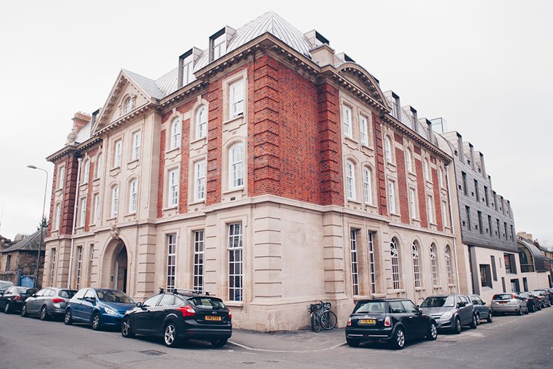 ExeterCollegeOx's tweet photo. Some great photos of #CohenQuad and the formal opening on 19 March at https://t.co/q5F2YdZ1S1 https://t.co/kmLsIkwZeg
