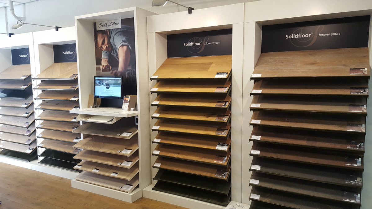 ShowroomAlkmaar's tweet photo. Heeft u al eens nagedacht over een traditionele houten vloer? U kunt ze bekijken Bouwcenter RAB Alkmaar #Solidfloor #verbouwen #houtenvloer https://t.co/bFbVpuYyZt