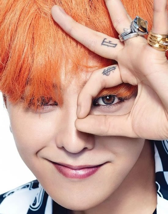 Colorconland Auf Twitter 世界中のファッショニスタが一目置くほどのg Dragon こんな茶目っ気のある瞳になれるカラコンはこれっ 3colorviolet T Co Exqdziujqs バイオレットカラコン ハーフ系カラコン Gdragon カラコンランド T Co