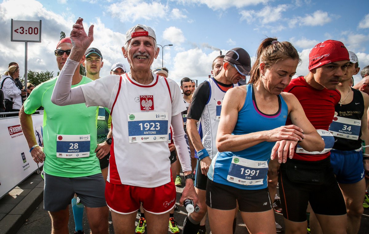 GdanskSport's tweet photo. Niespełna dwa tygodnie dzielą nas od startu 3. #GdańskMaraton.u! Już 8 i 9 kwietnia wielkie święto biegania w #Gdańsk! 🏃 https://t.co/LfKmLisTcD
