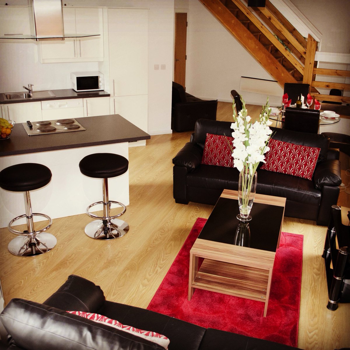 CityStopMcr's tweet image. Looking for a place to stay in #Manchester?  We have spacious city centre hotel apartments.  0161 834 2963 
citystopmanchester.co.uk