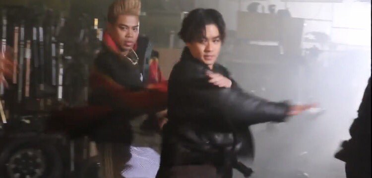 RAMPAGE_song's tweet photo. 川村壱馬

ＴＨＥ ＲＡＭＰＡＧＥ、感情むき出しでＭＶ撮影

#THERAMPAGE #EXILETRIBE #FRONTIERS #LDH #川村壱馬 https://t.co/6PkwUv1qaJ