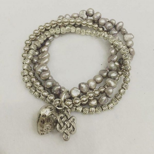 FSShelsinki's tweet photo. #SOPIVA - Sustainable luxury. Pure cashmere with stone and pearl jewelry. #fashionstocksales #fss17 https://t.co/WmmB8Qmo4U